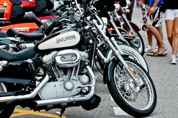 Le rôle de l'huile moteur dans l'entretien de votre voiture